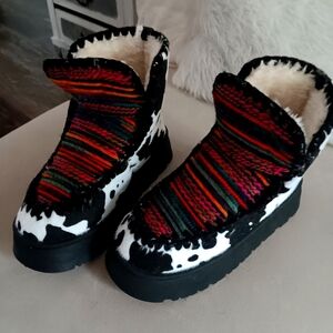 Western Cow Print Snow Boots For Women – Stylish And Cozy Winter Footwear